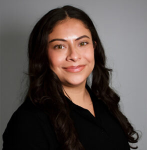 Salena Bretz Headshot