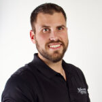 Christian DeVries Headshot